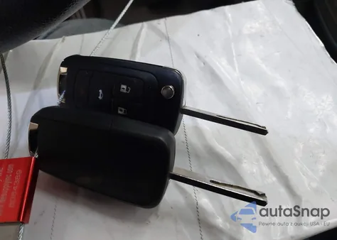 2013 Chevrolet Malibu Eco z USA, uszkodzony, nr VIN 1G11D5RR5DF121237